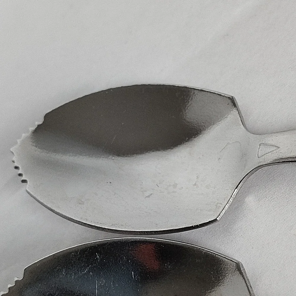 Enjoy Grapefruit Serrated Stainless Steel Spoons Lot Of 2 Made In China